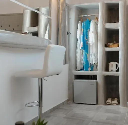 Ichor بيت ضيافة ثيرا